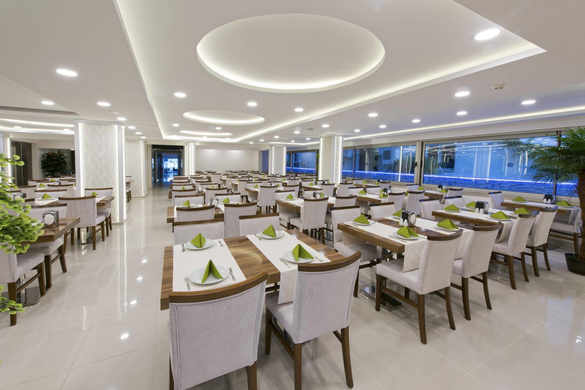 Kleopatra Life Otel Alanya